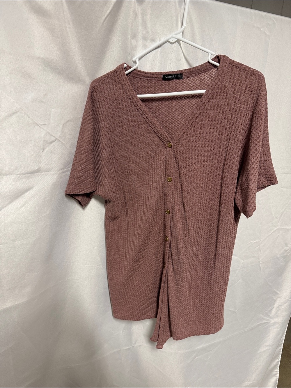 Waffle Knit Button-Front Tie front Top in Mauve